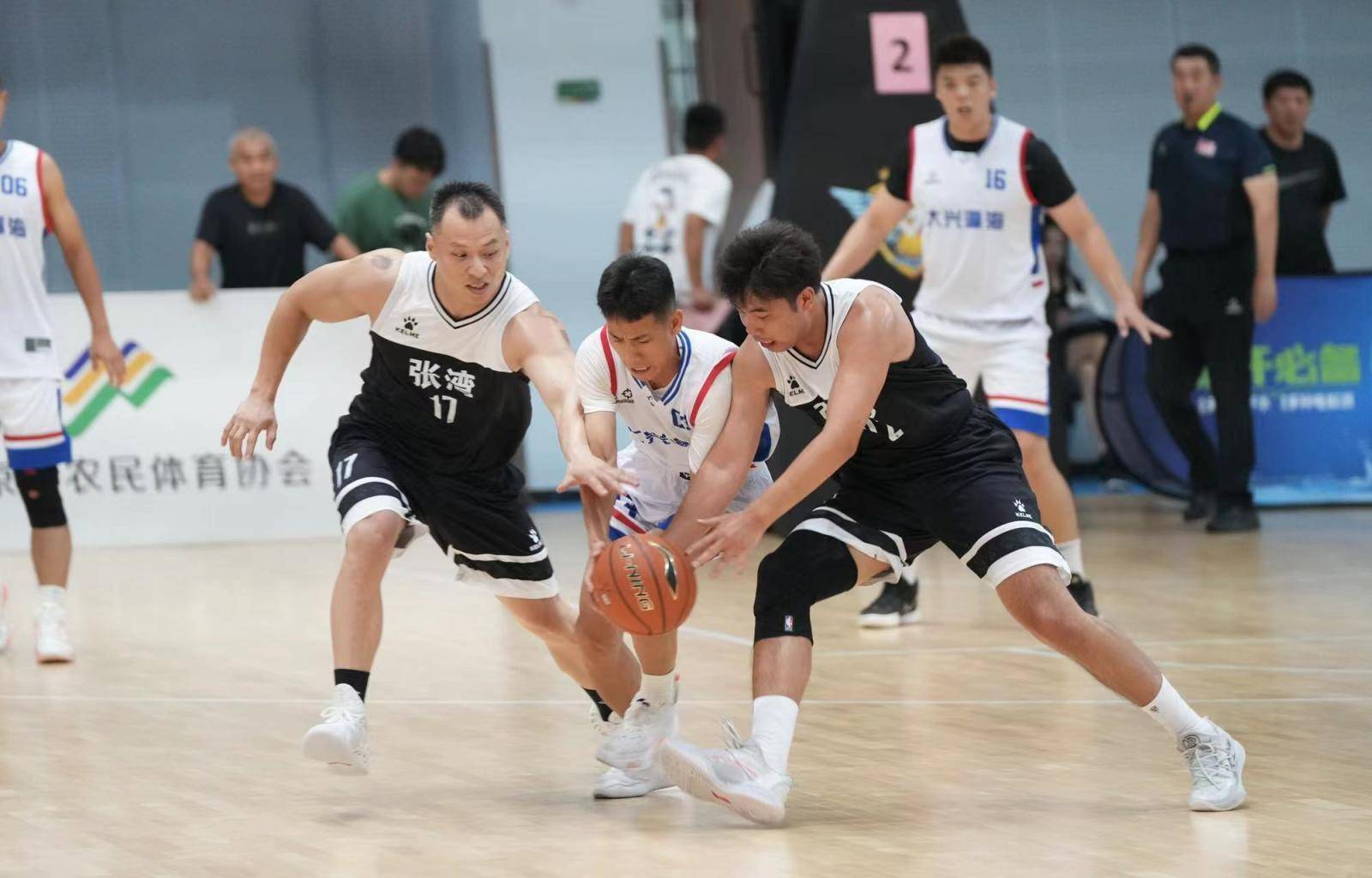 168娱乐-2023年北京市农民篮球比赛（村BA）总决赛打响