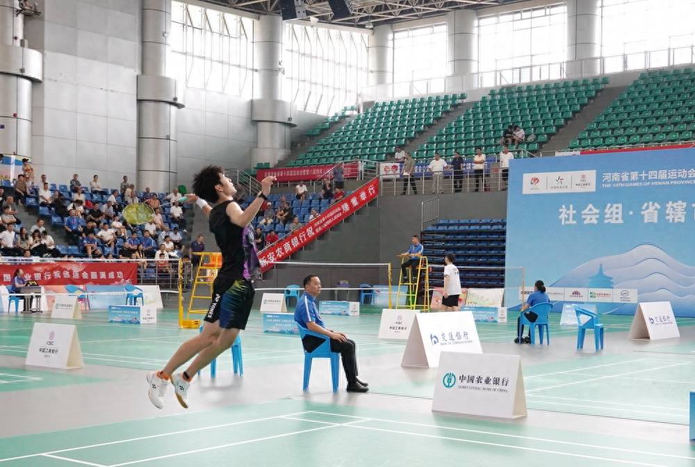 168娱乐-享受羽毛球，享受生活 省运会社会组省辖市组羽毛球比赛收拍