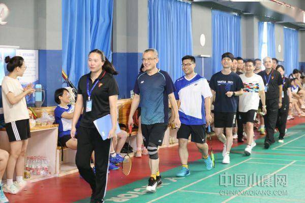 168娱乐-2023年金东区第一届机关干部职工羽毛球比赛在浙江金华燃情开赛