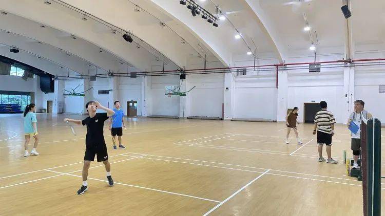 168娱乐-三亚理文索菲特度假酒店工会2023羽毛球比赛活动
